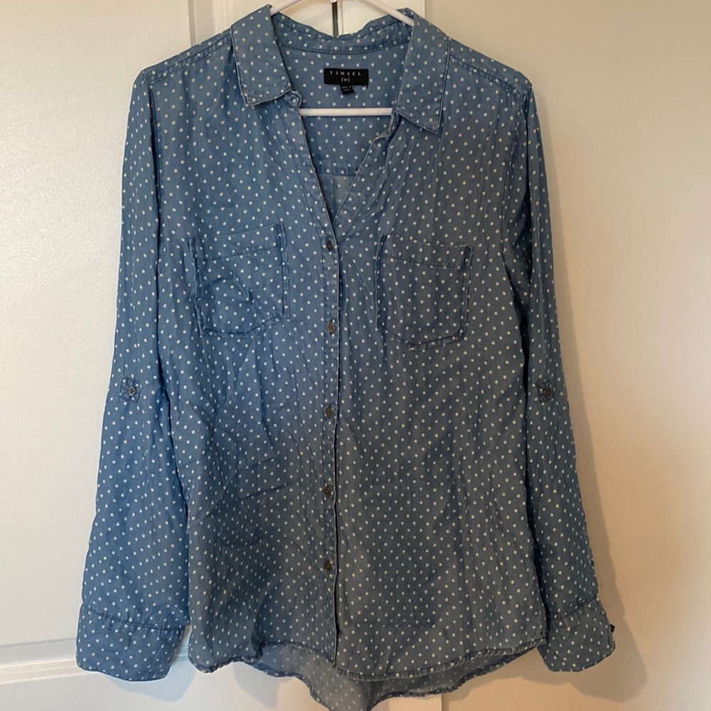 Blue/white Polka dot chambray button up
